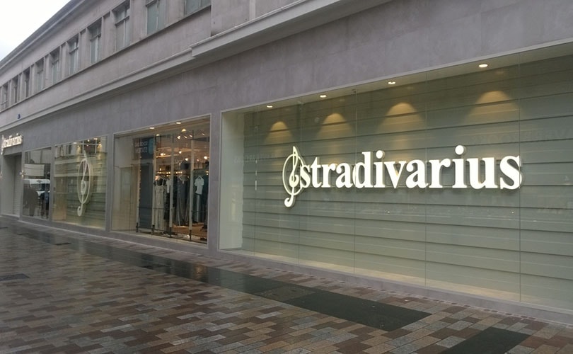 NEW Stradivarius♡キルティング クロスボディバッグ (Stradivarius