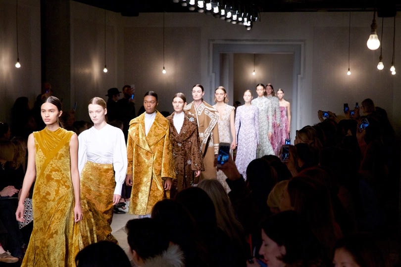 Die London Fashion Week zeigt das Beste der britischen Mode Die London Fashion Week zeigt das Beste der britischen Mode