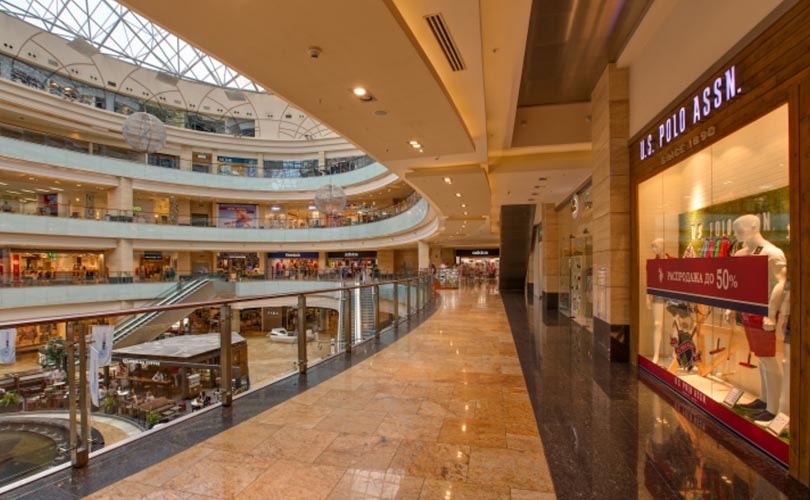 4. Торговый центр вид снаружи. М торг центр. Торговый центр с нарожи. Метрополис ленинградское шоссе.